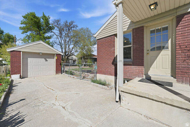 Property Photo:  205 E 7660 S  UT 84047 