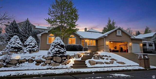 Property Photo: 14 N Fairway Dr E UT 84054