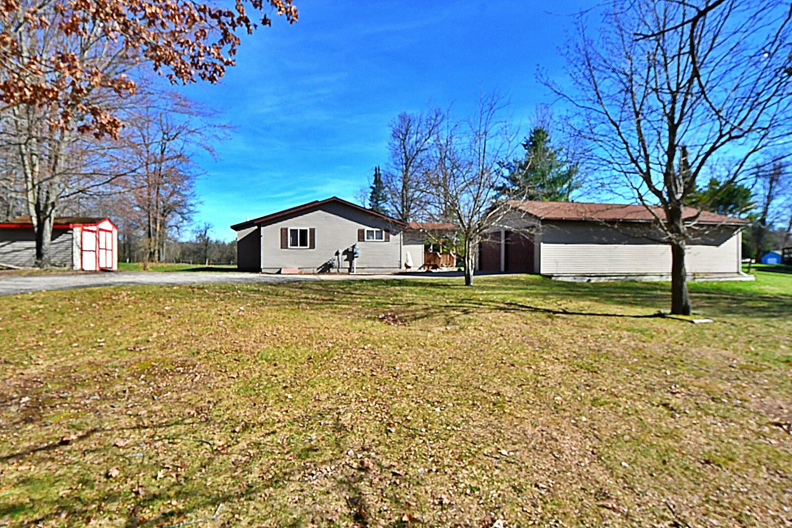 Property Photo:  7429 Artesia Beach Road  MI 48656 