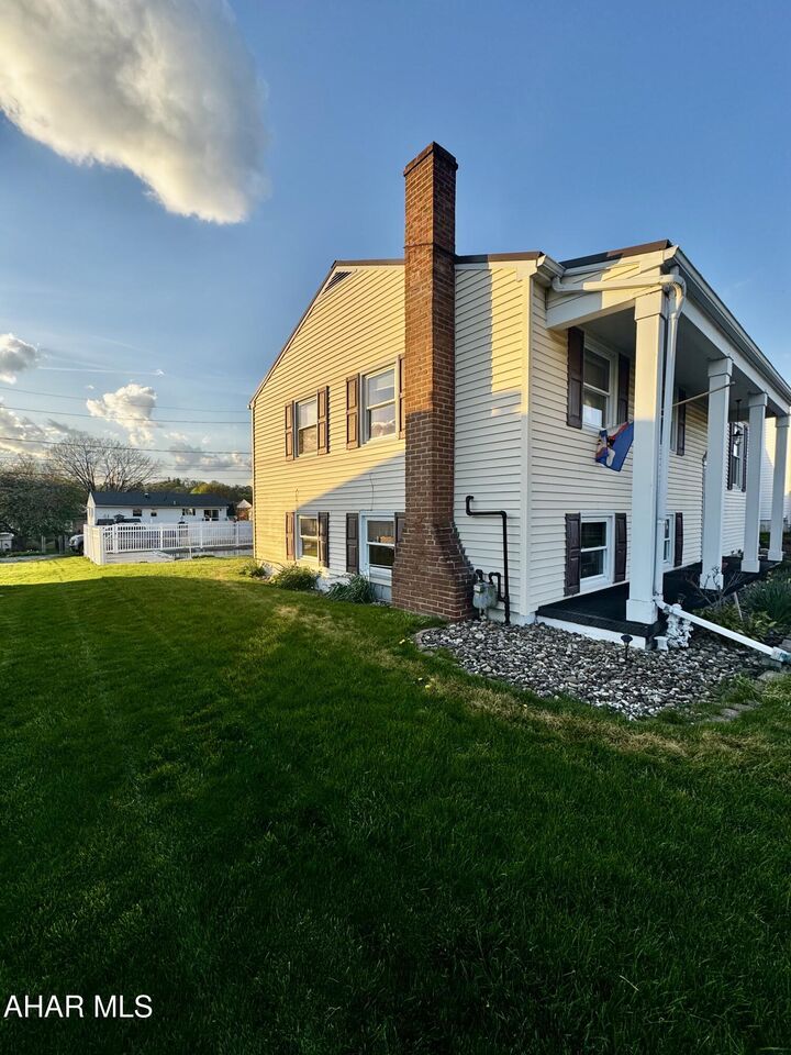 Property Photo:  1218 Monroe Avenue  PA 16602 