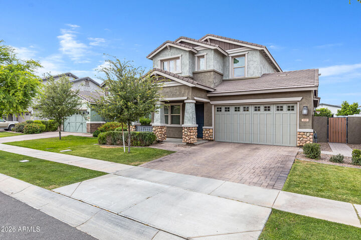 Property Photo:  3900 E Appaloosa Road  AZ 85296 
