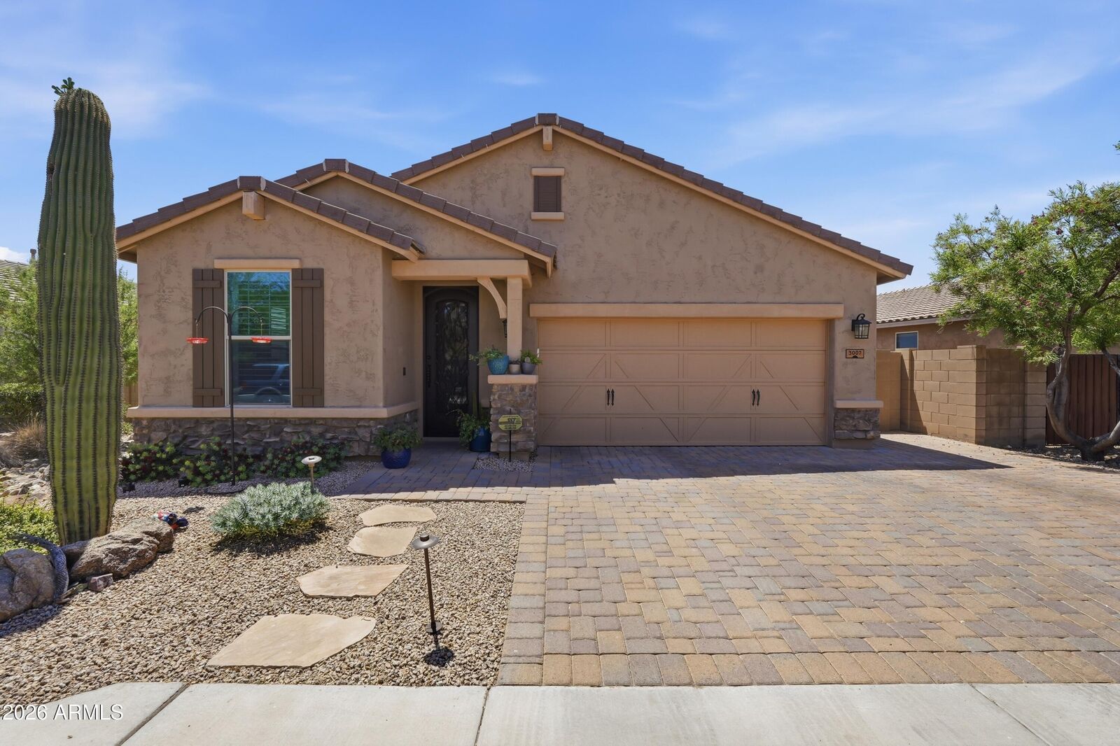 Property Photo:  3007 W Woburn Lane  AZ 85085 