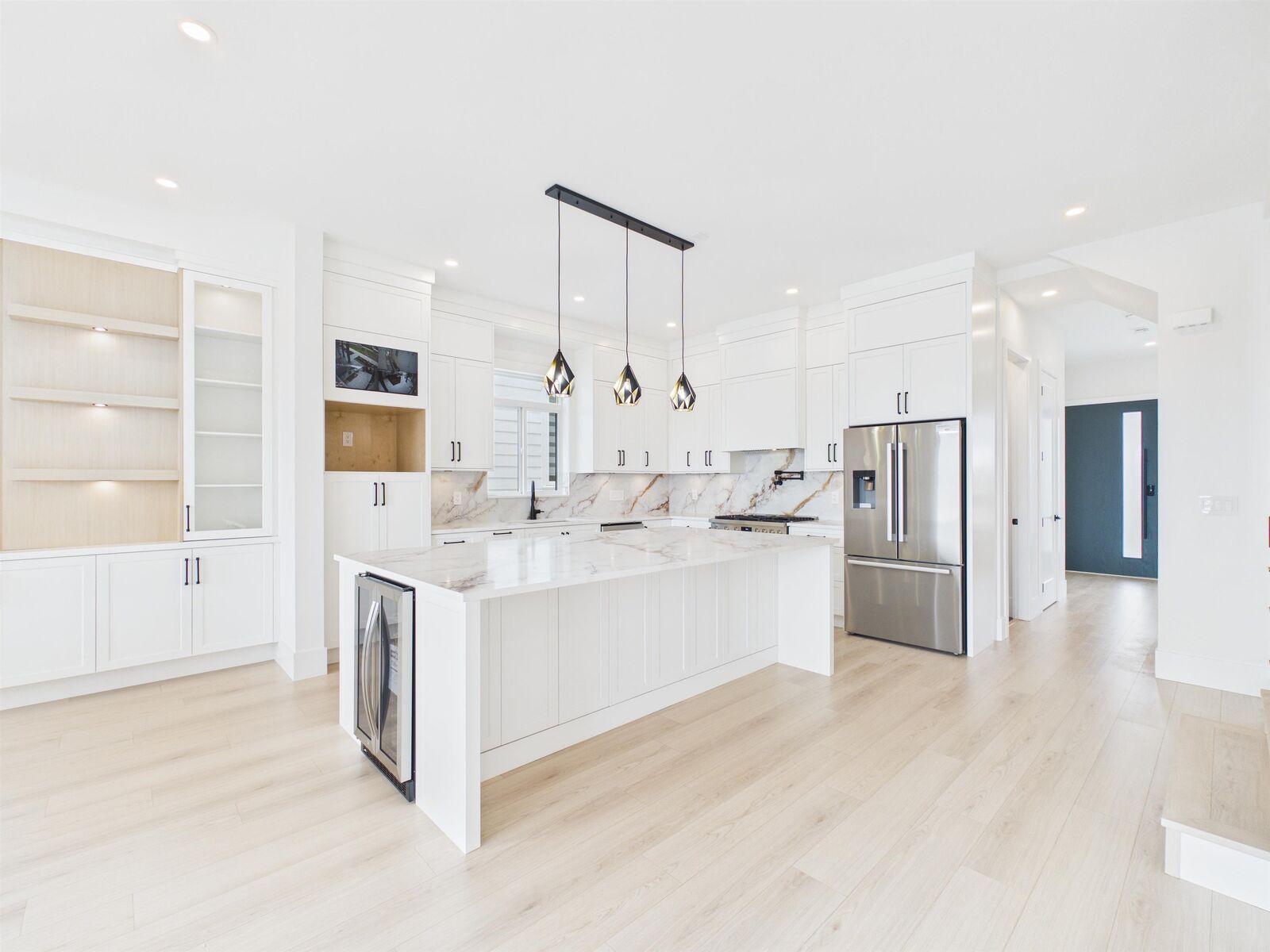 Property Photo: 16730 16 Avenue BC V3S 9X7