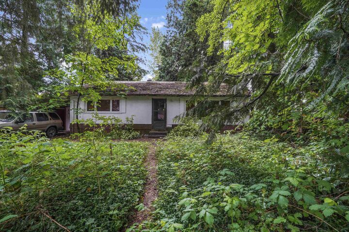 Property Photo: 14924 90A Avenue BC V3R 1B4