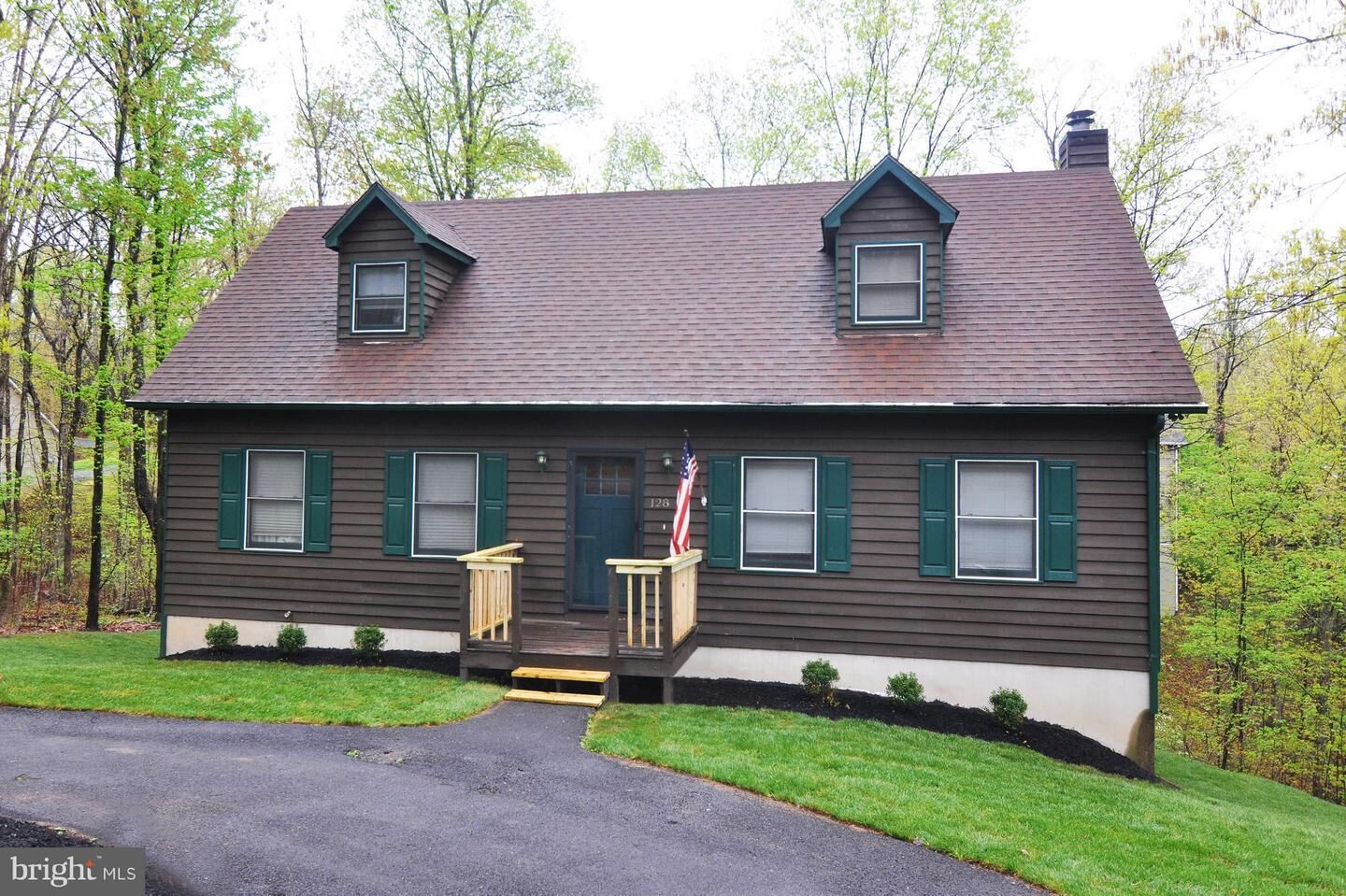 Property Photo: 128 - 130 Dogwood Drive VA 22625