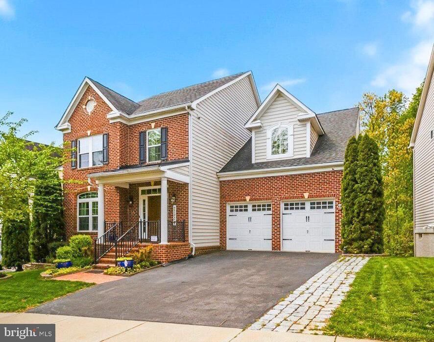 Property Photo:  23004 Sycamore Farm Drive  MD 20871 