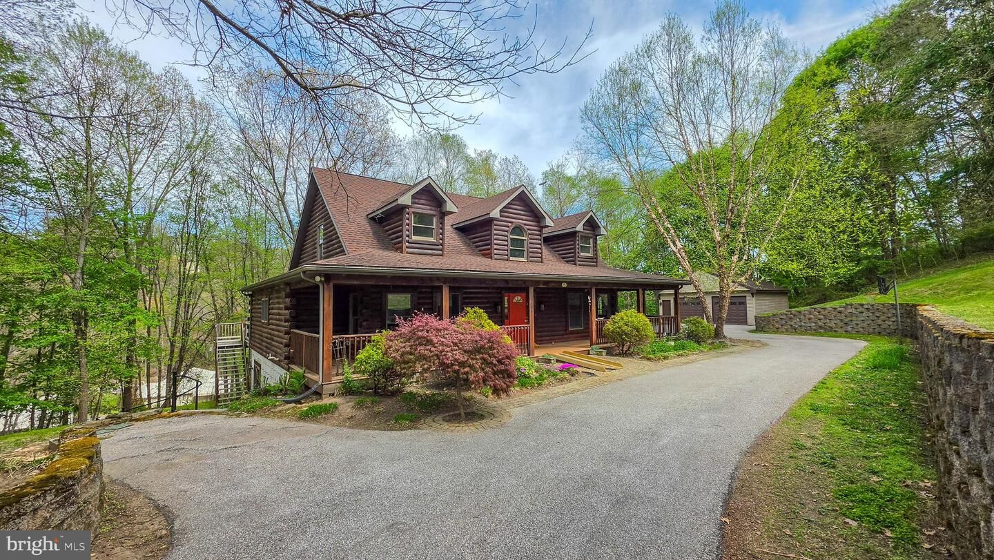 Property Photo:  11311 Wildberry Court  PA 17327 
