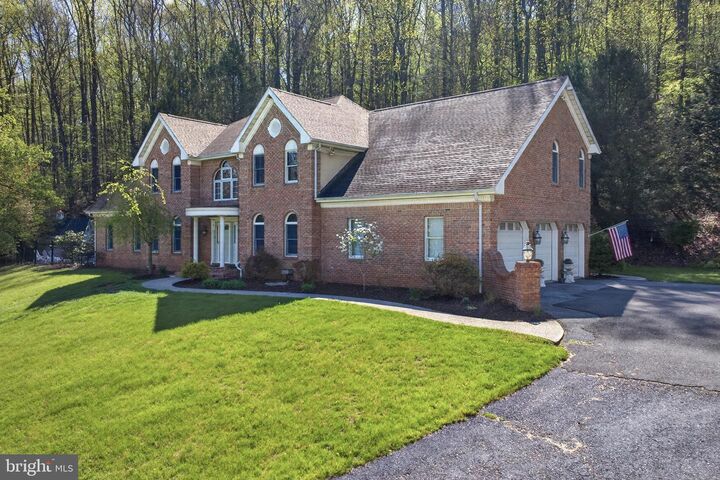 Property Photo:  818 Green Hills Road  PA 19508 