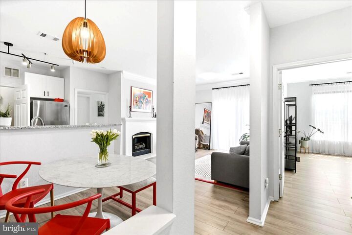 Property Photo:  1601 Spring Gate Drive 1204  VA 22102 