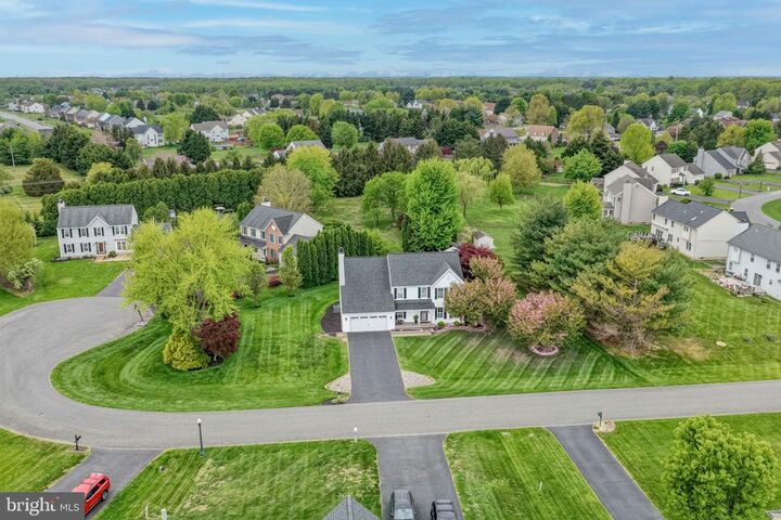 Property Photo:  105 Pegasus Court  DE 19701 