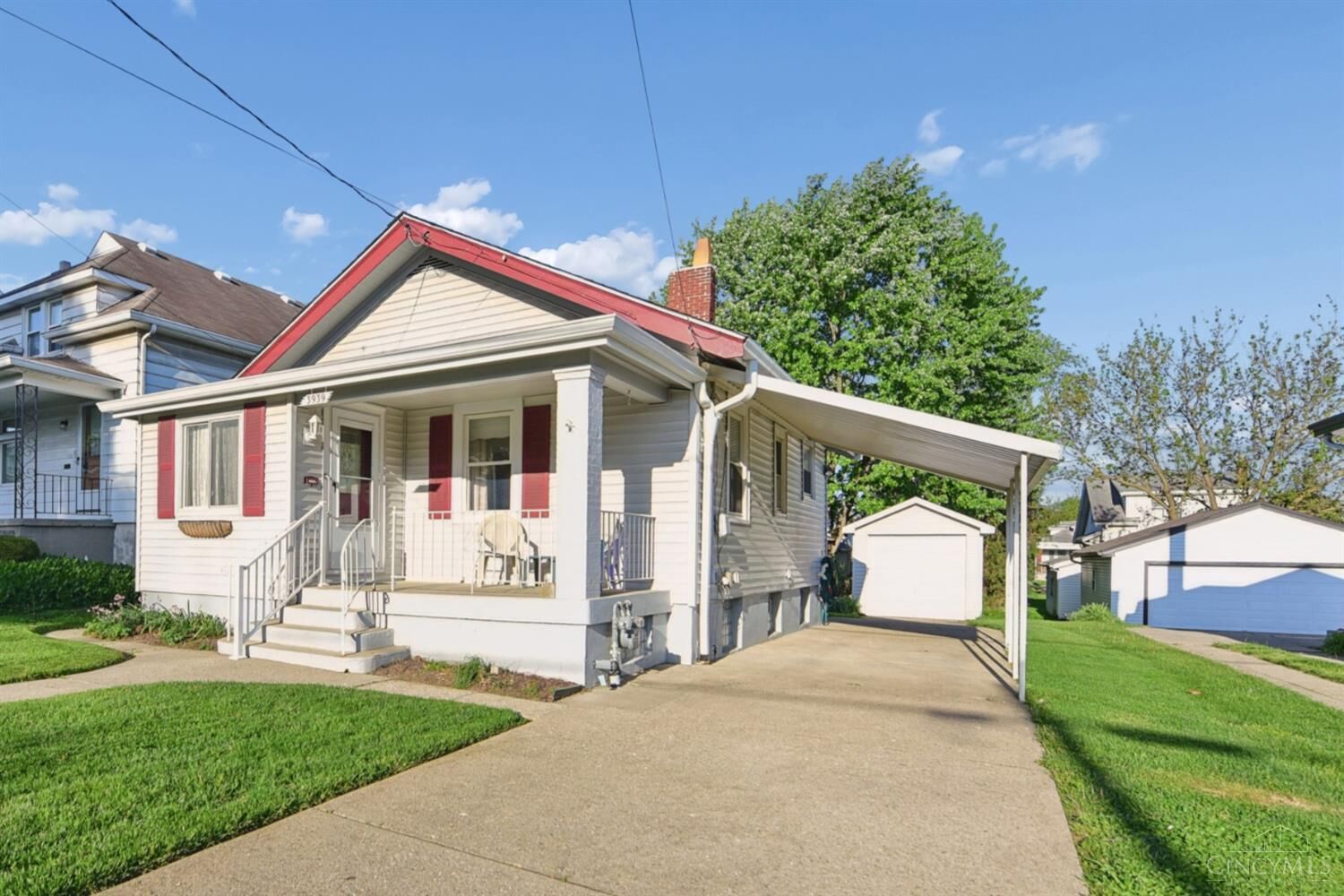 Property Photo:  3939 Davis Avenue  OH 45211 