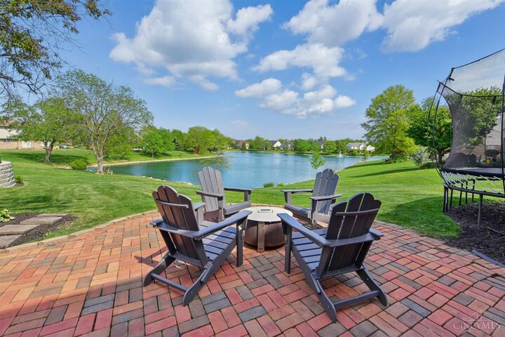 Property Photo:  996 Paxton Lake Drive  OH 45140 