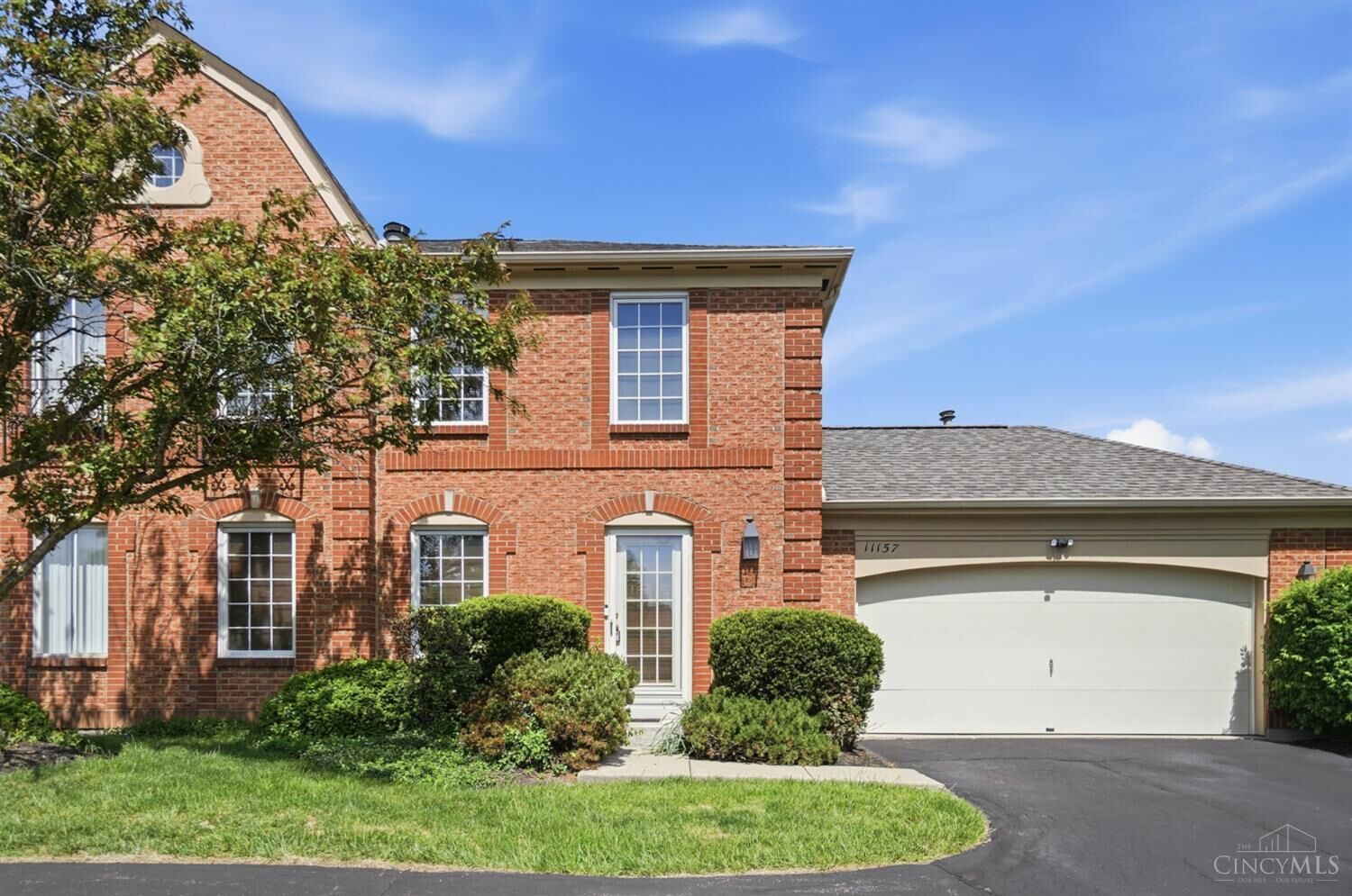 Property Photo:  11157 Jardin Place  OH 45241 