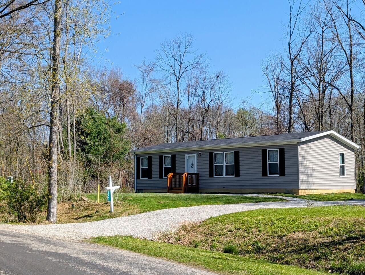 Property Photo:  7326 State Route 19  OH 43338 