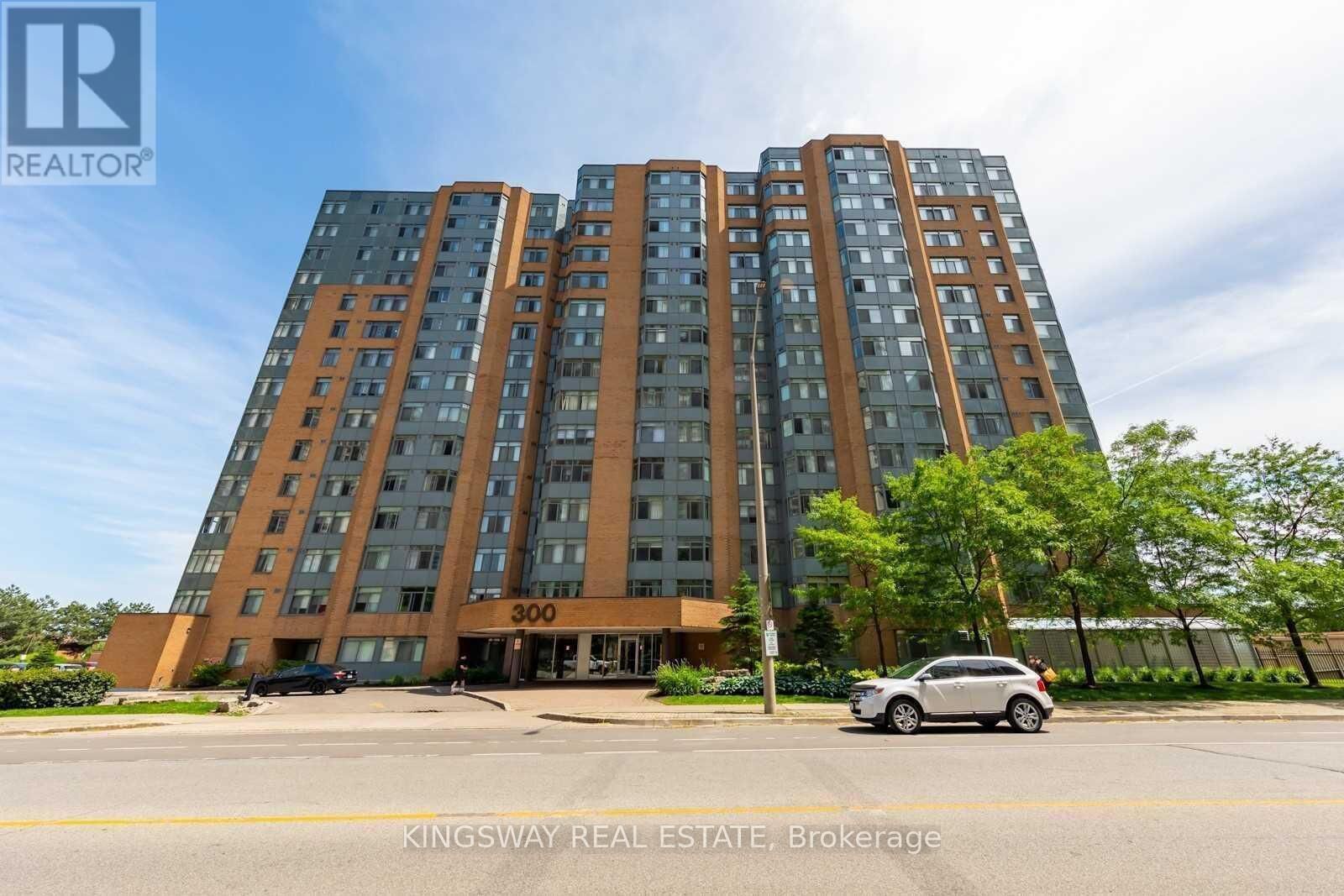 Property Photo:  300 Webb Drive 1004  ON L5B 3W3 