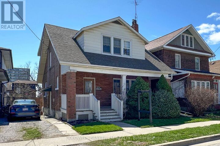 Photo de la propriété:  49 Brock Street East  ON L1G 1R8 