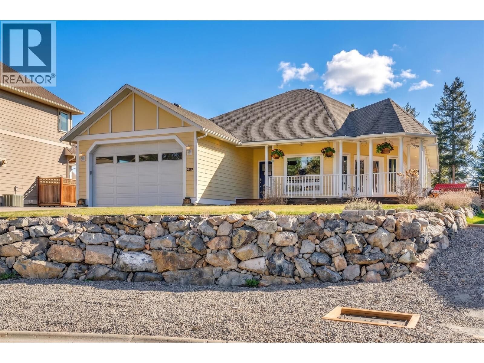 Property Photo: 209 Westridge Court BC V0X 1W0