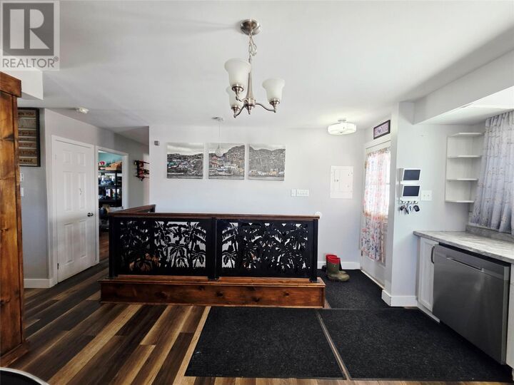 Property Photo:  800 Balsam Crescent  NL A2V 2N5 