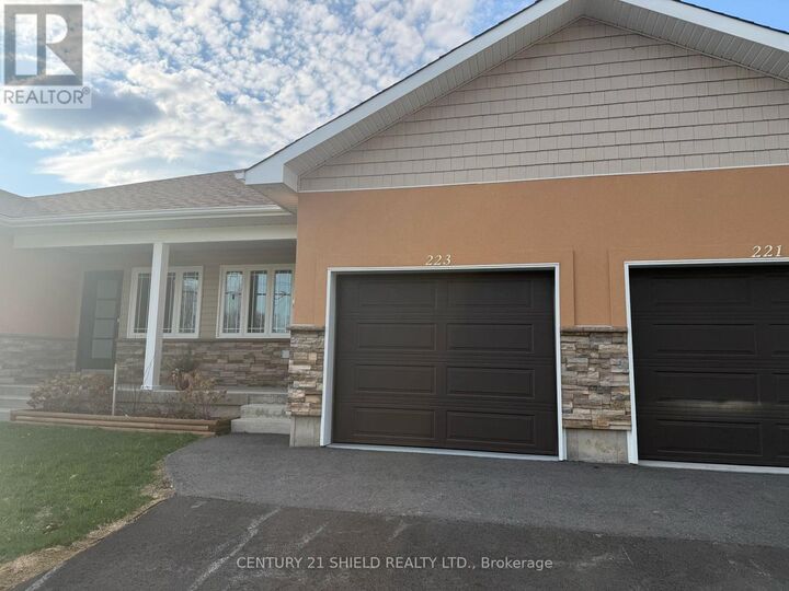 Property Photo:  223 Third Street West  ON K6J 0B6 