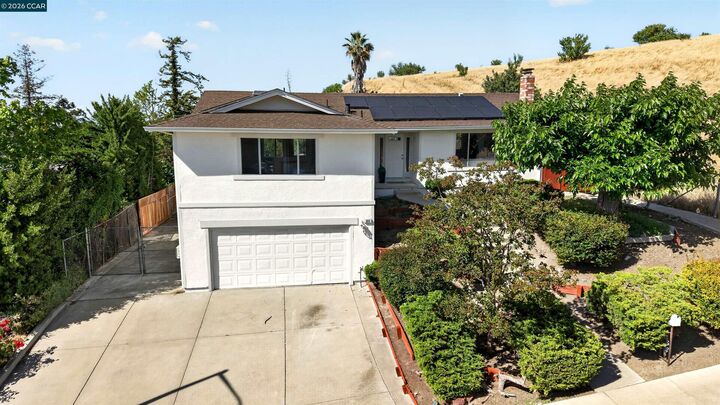 Property Photo:  800 Gloucester St  CA 94509 
