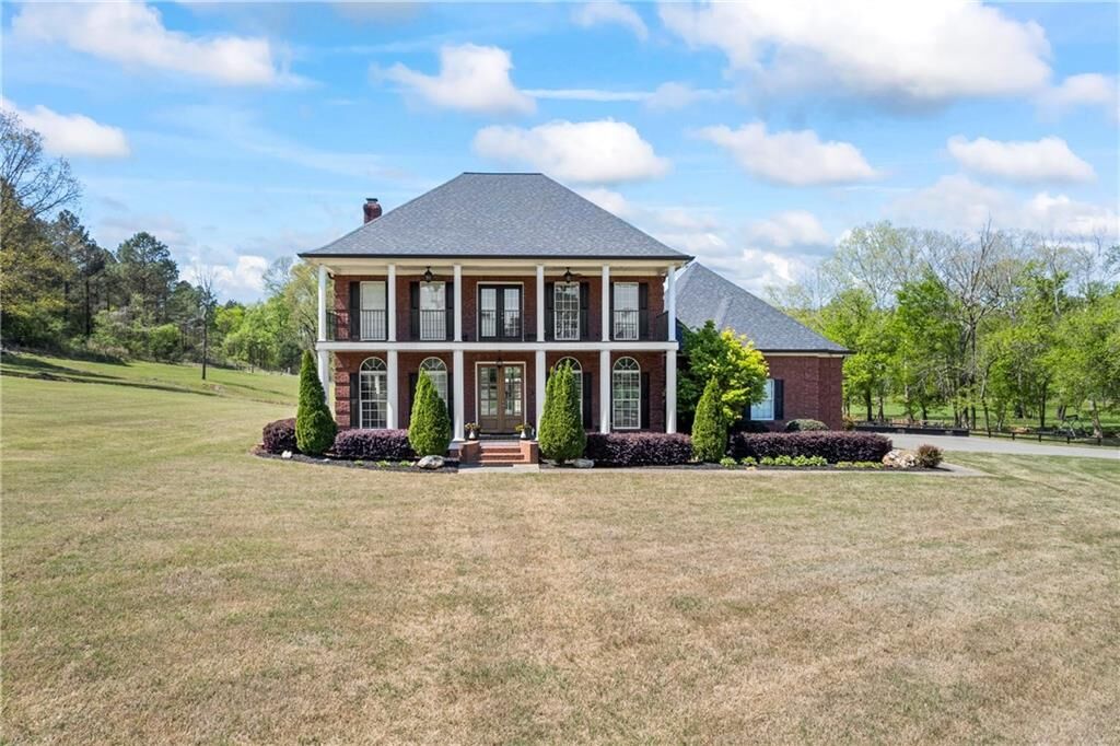 Property Photo: 175 Tom Jones Road GA 30145