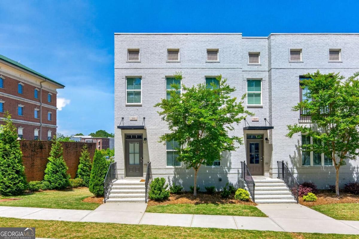 Property Photo: 205 Nash Street GA 30046