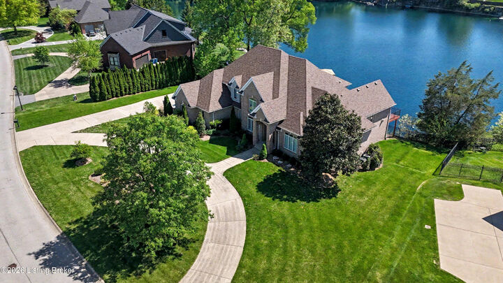 Property Photo:  11732 Paramont Way  KY 40059 