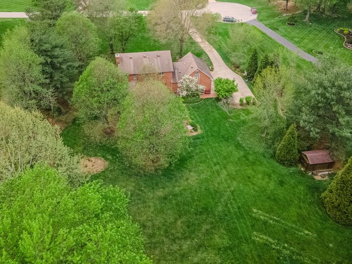 Property Photo: 1021 Wesbend Drive KY 40601