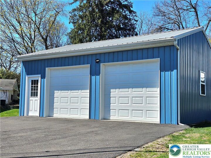 Property Photo:  115 Kiefer Street  PA 18042 