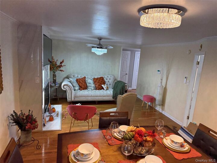 Property Photo:  28 Tunis Avenue 2  NY 10708 