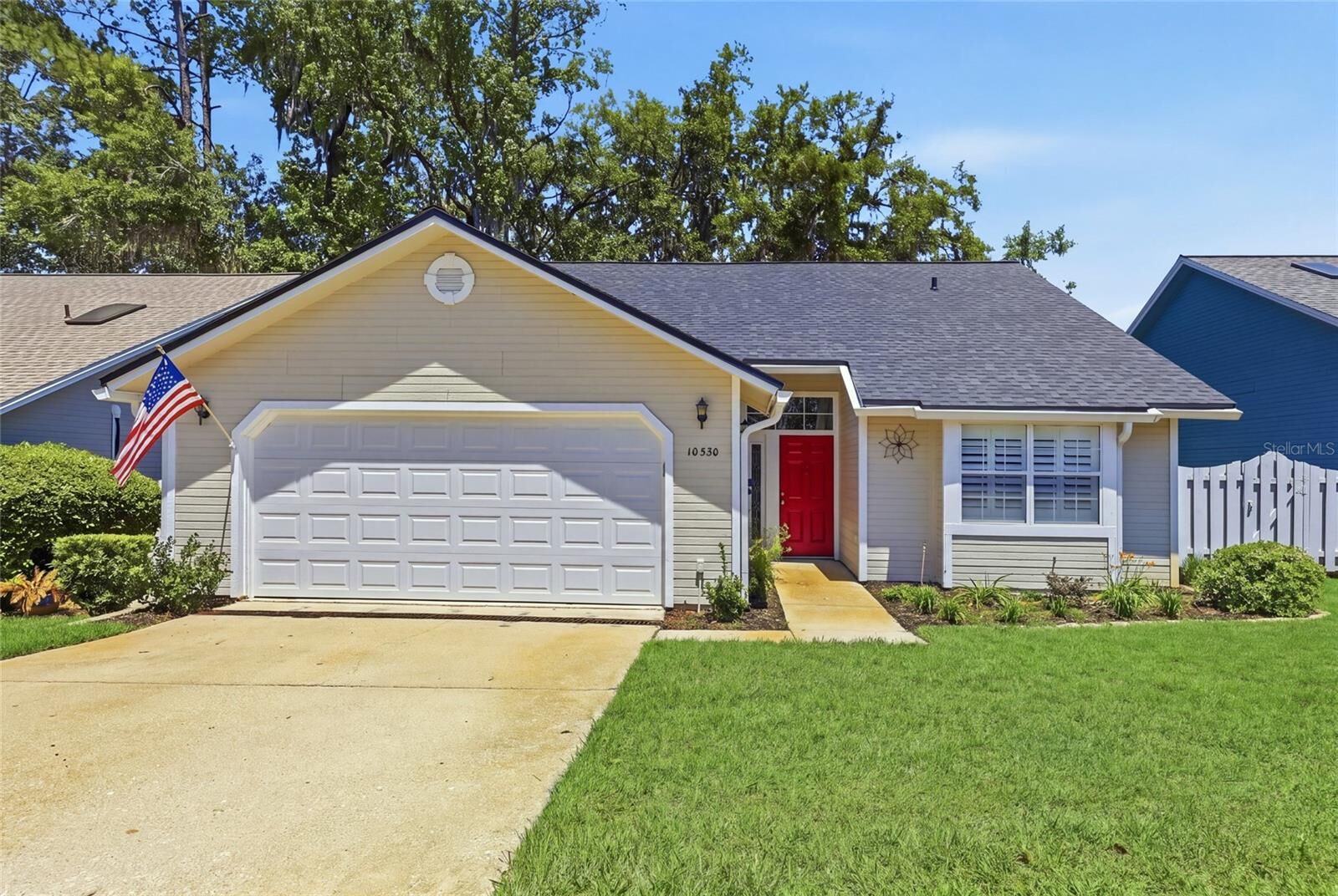 Property Photo:  10530 NW 36th Lane  FL 32606 
