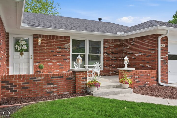 Property Photo:  820 Yosemite Drive  IN 46217 
