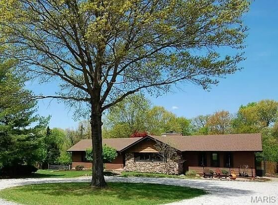 Property Photo:  853 W Highway D  MO 63385 