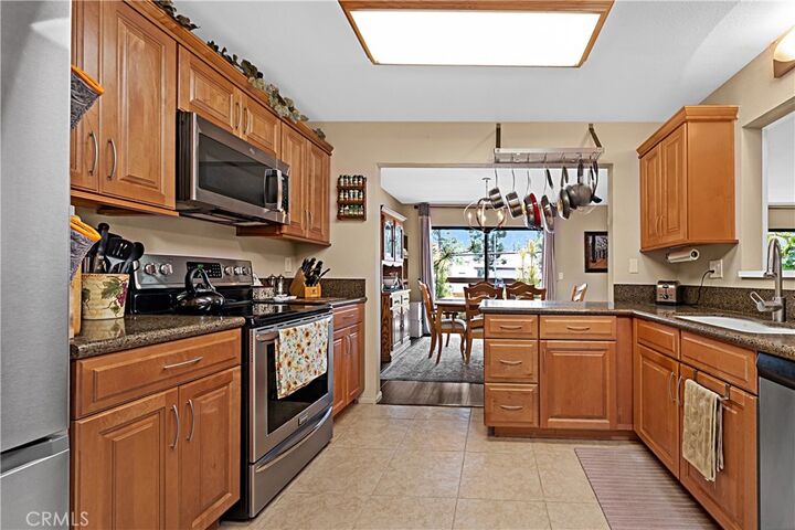 Property Photo:  5001 E Atherton 204  CA 90815 