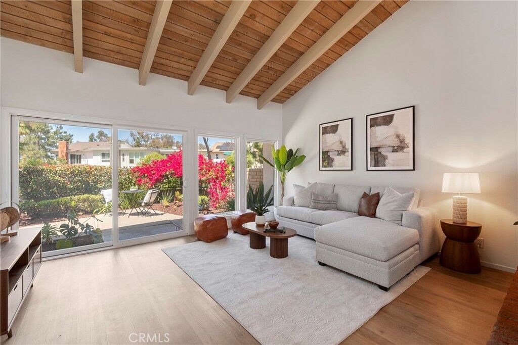 Property Photo:  20 Mandrake  CA 92612 