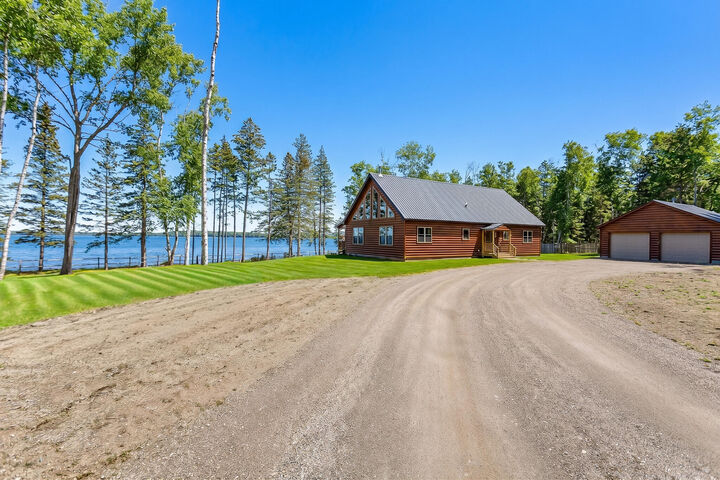 Property Photo:  1590 Pripet Woods Lane  ME 04848 