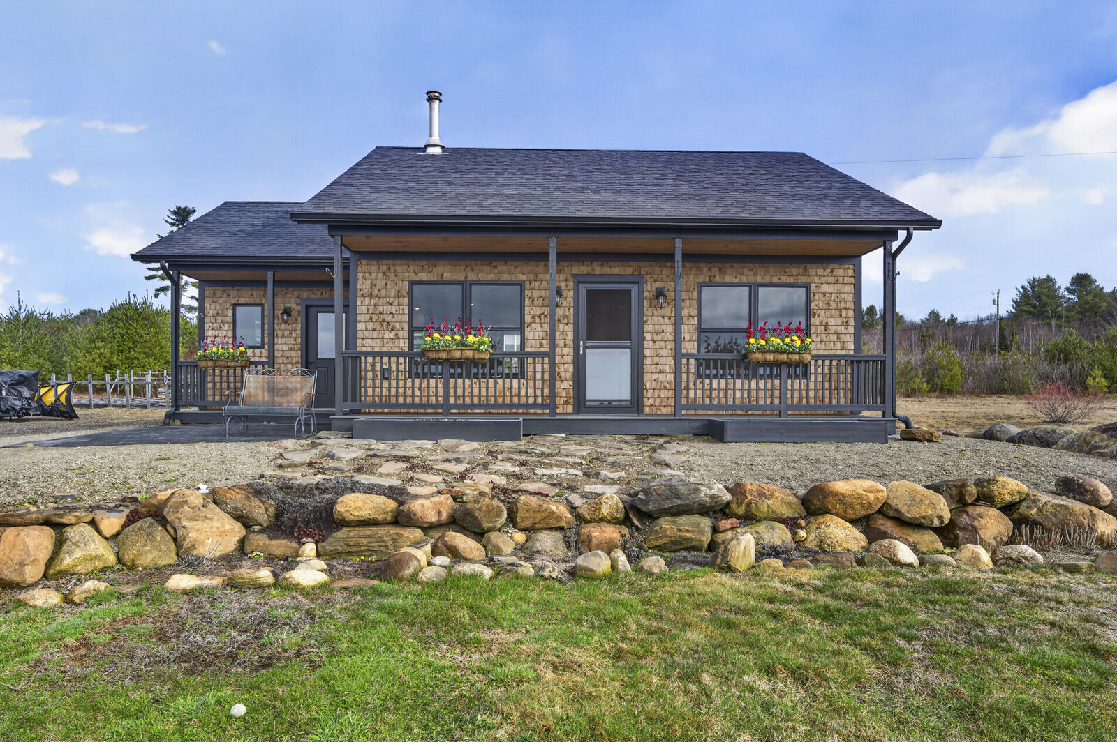 Property Photo:  32 Sandy Ridge Lane  ME 04974 