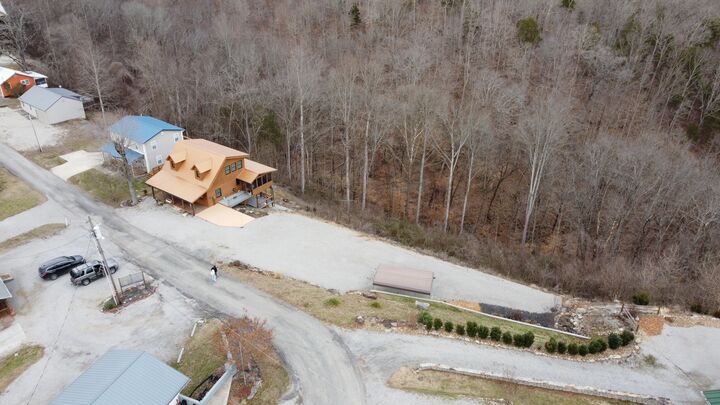 Property Photo:  225 Bill Hunter Rd  TN 38551 