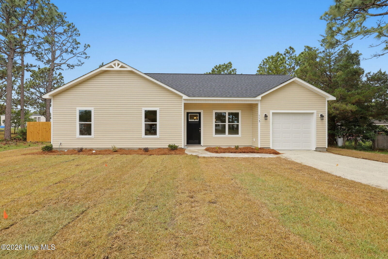 Property Photo: 113 N King Street NC 28539