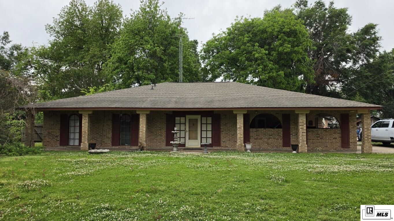 Property Photo: 504 N Lincoln Street LA 71282