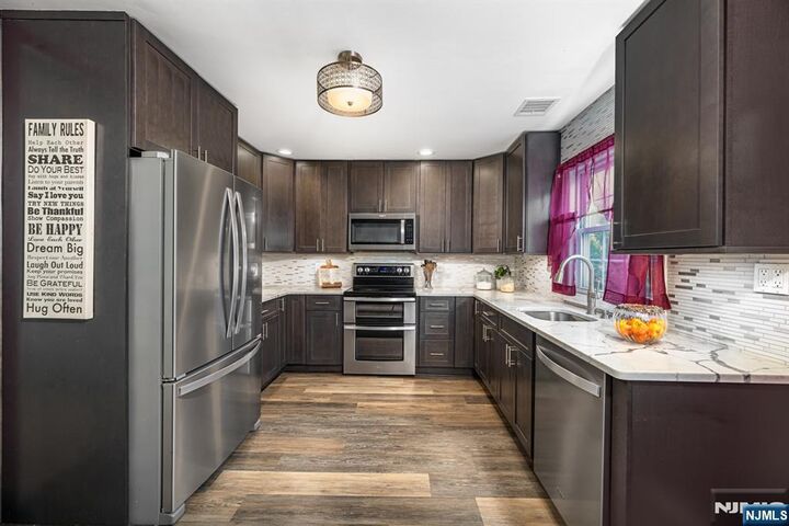 Property Photo:  153 Howard Avenue  NJ 07662 