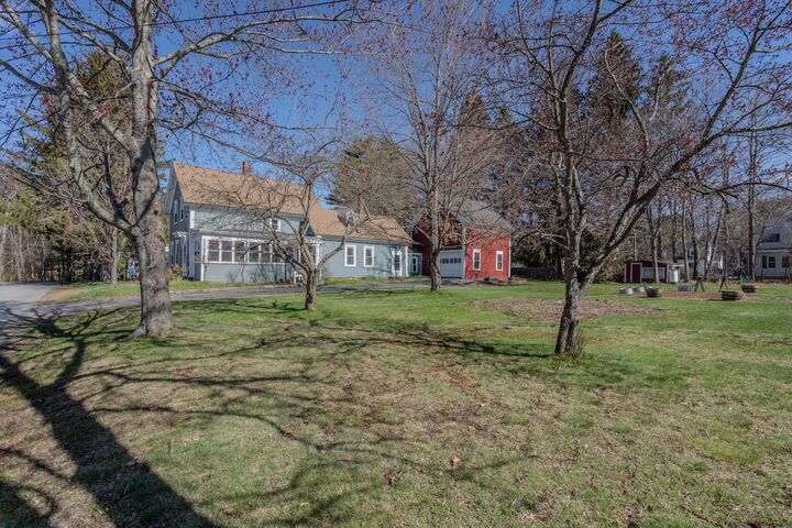 Property Photo:  8 Adams Avenue  NH 03867 