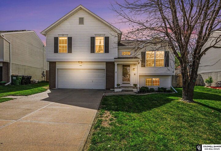 Property Photo:  7816 S 159th Street  NE 68136 