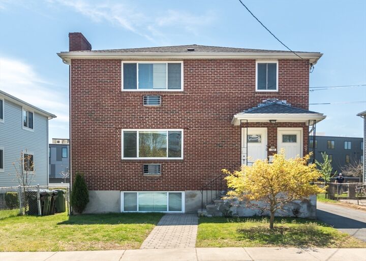 Property Photo:  52 Waltham Street 52  MA 02472 