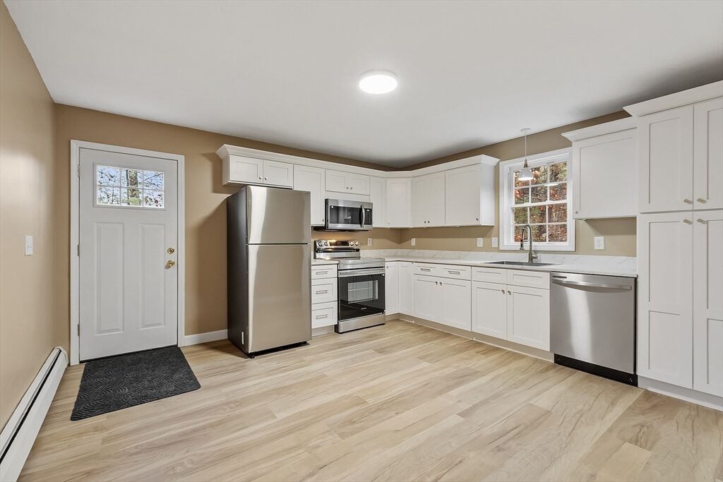 Property Photo:  72 Patterson Road -  MA 01464 