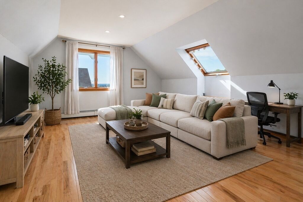 Property Photo:  99 Day Street 2  MA 02062 