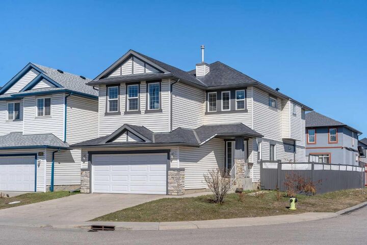 149 Saddlecrest Green NE — photo 1