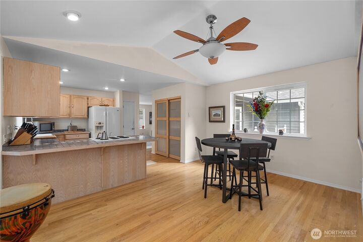 Property Photo:  501 E Road Of Tralee  WA 98584 