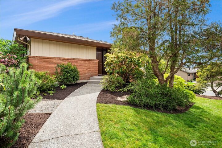 Property Photo:  4241 SW Donovan Street  WA 98136 