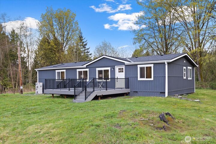 Property Photo:  7318  Happy Hollow Road  WA 98292 